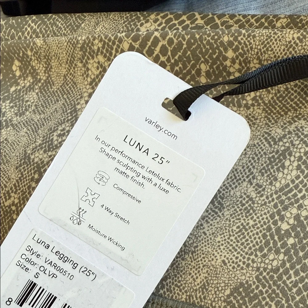 NWT Varley 25in leggings - size S